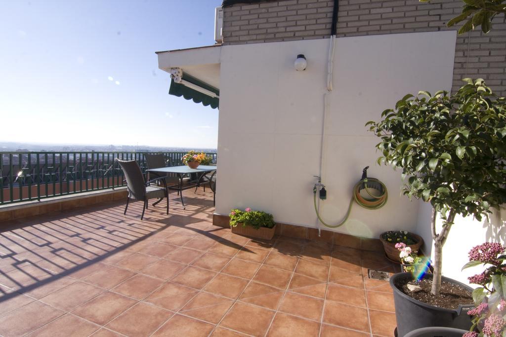 Atico Latina Apartment Madrid Exterior photo